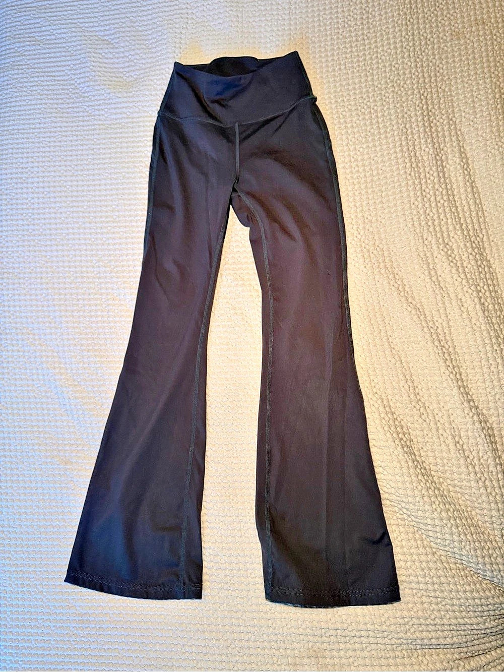 Lululemon Groove Nulu High-Rise Flared Pant grey